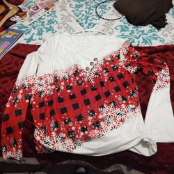  Large Winter/ Holiday Long Sleeve Top