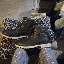 Men's Hunter Boots Size 11 Best Offer Send Inquiry I'm Flexible 