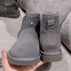 Gray Ugg Boots 
