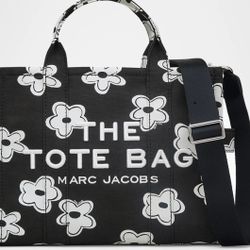 Marc Jacob’s Daisy Tote Bag 