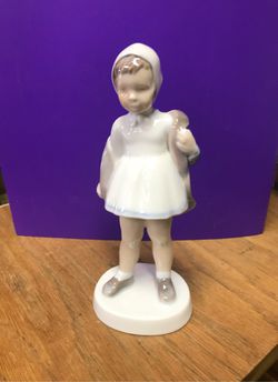 Girl with Coat, Bing & Grundal figurine. See on EBAY @ $152