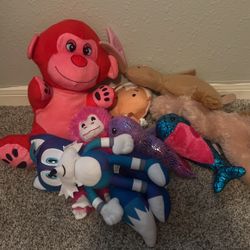 Total Of 8 Plushies For $5