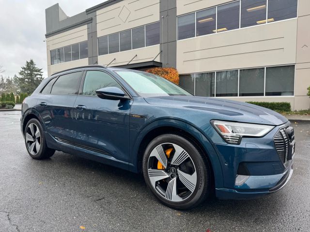 2022 Audi e-tron