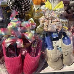 MOTHER'S DAY BASKETS  VARIETY