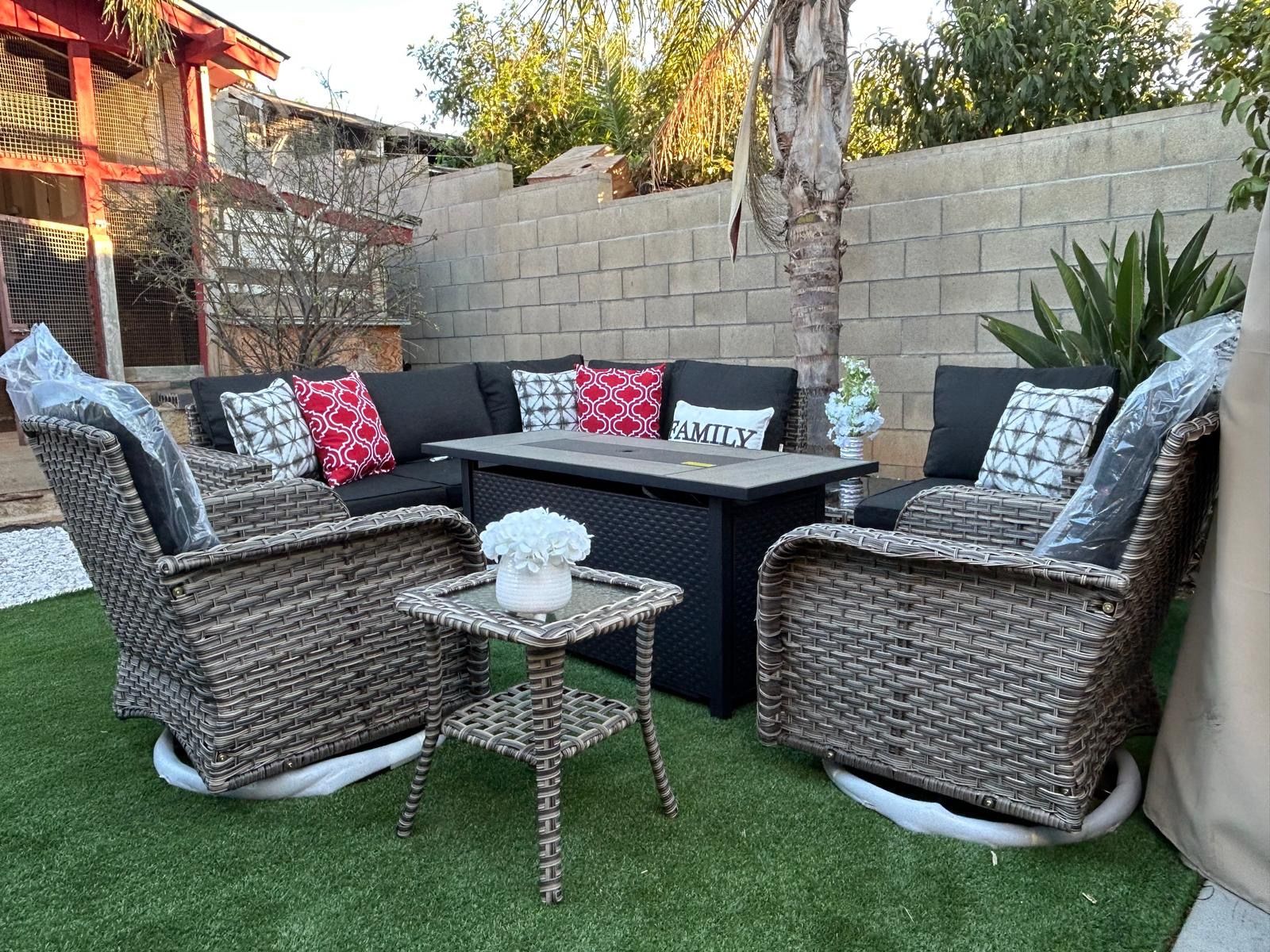 Brand New Patio Outdoor  Furniture Set With Fire Pit 