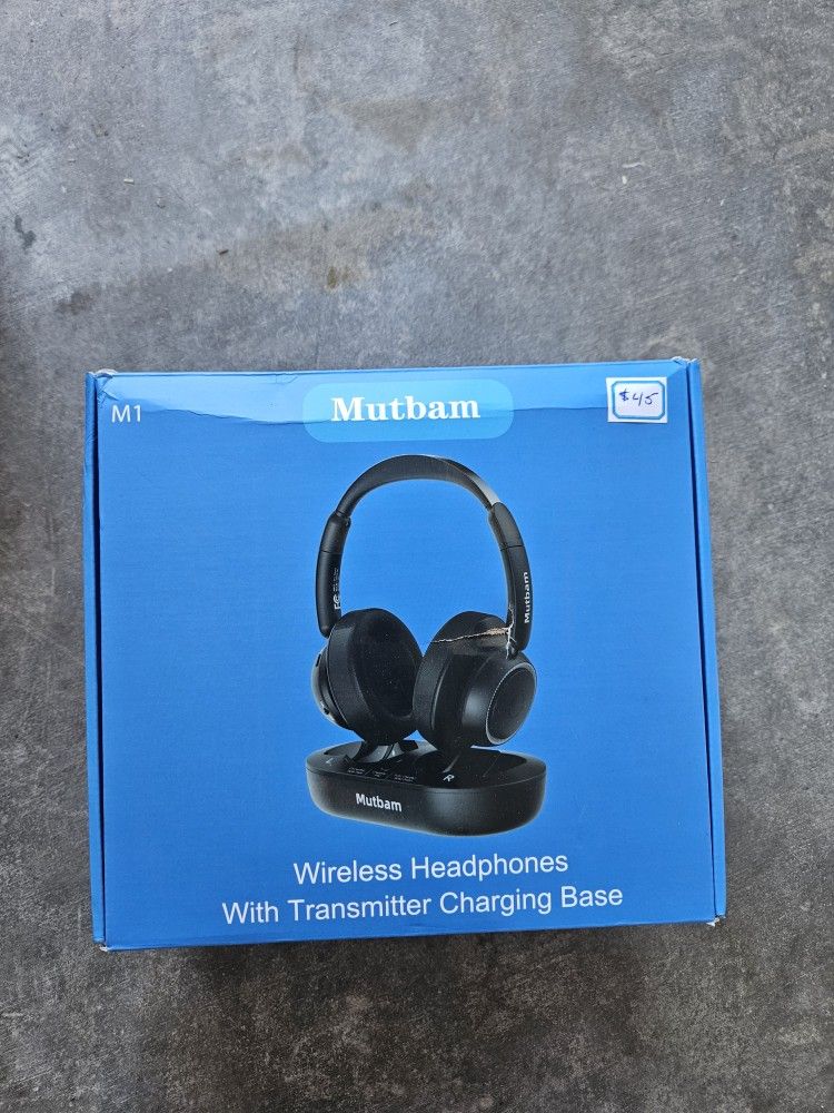 New Wireless Headphones With Transmitter Charging Base 