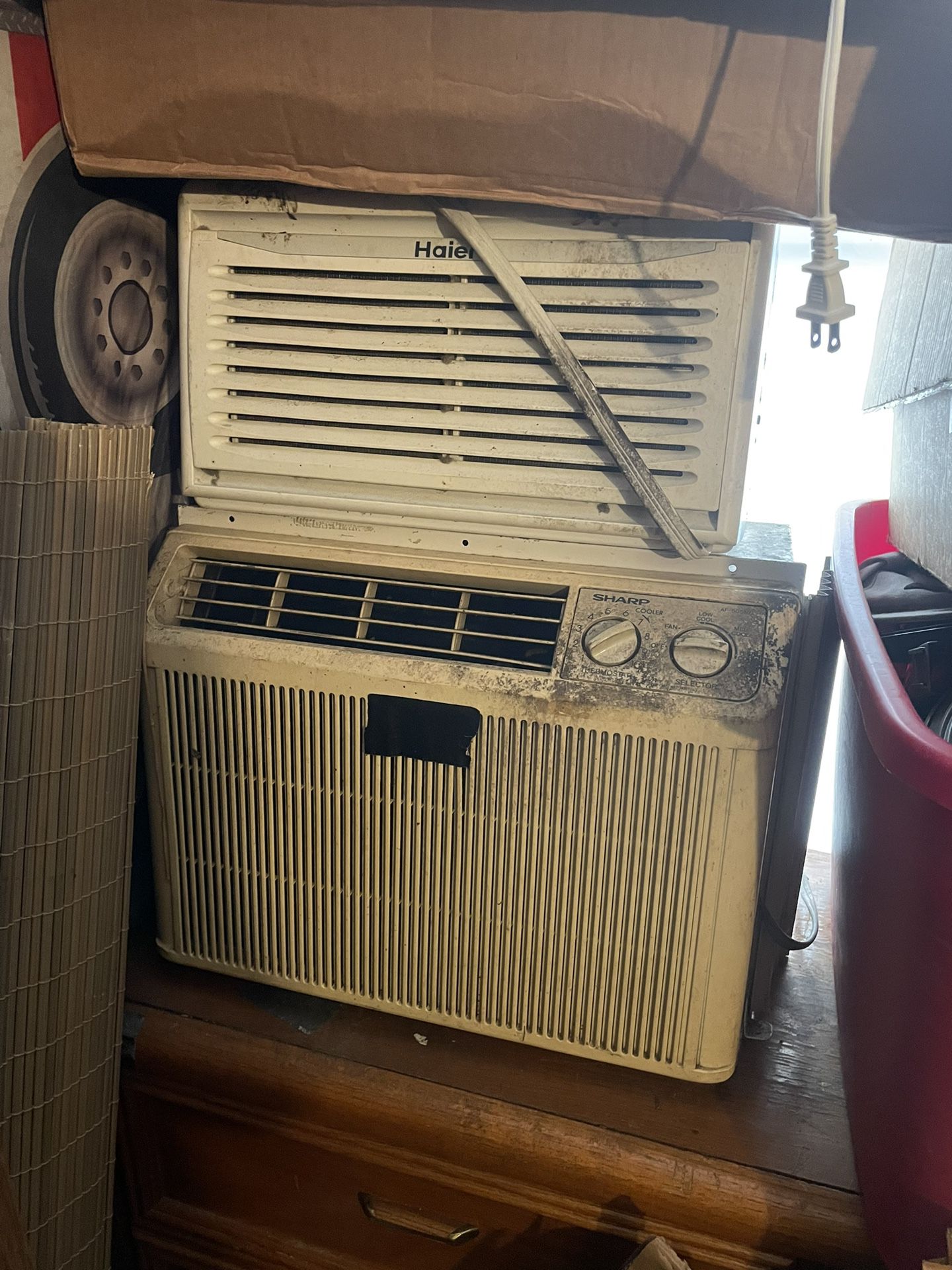 2 Air Conditioners Must Be Clean But Work . 