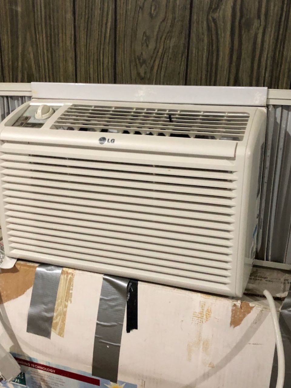 AC Window Unit