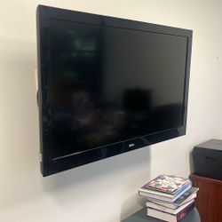 44 Inch TV
