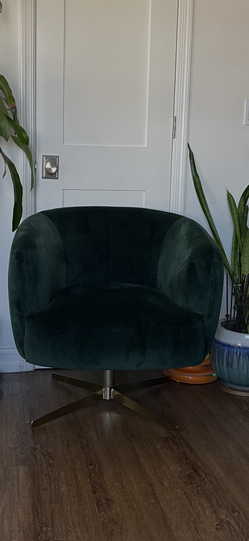 Morpho Swivel Upholstered Velvet Armchair Plywood Frame forest green