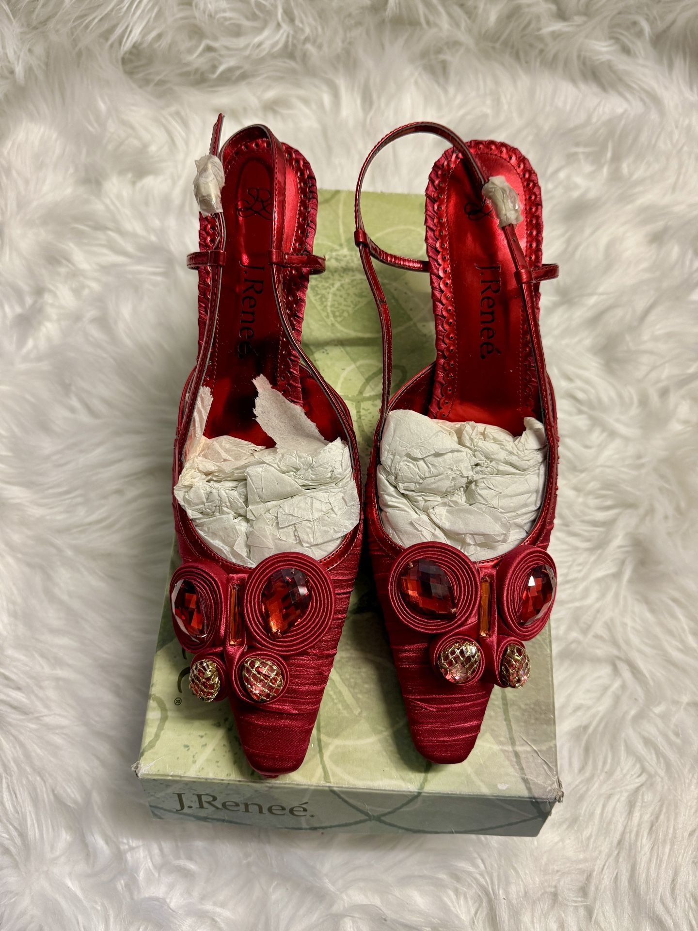 Womens chili pepper red salsa dancing dress shoes-muy calienté!-kitten heel pointed toe by J. Renee
