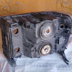 2010 Sierra Headlight 
