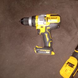 New Dewalt 3-speed Hammer Drill Tool Only 