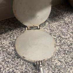 Heavy Duty Cast Iron Tortilla Press
