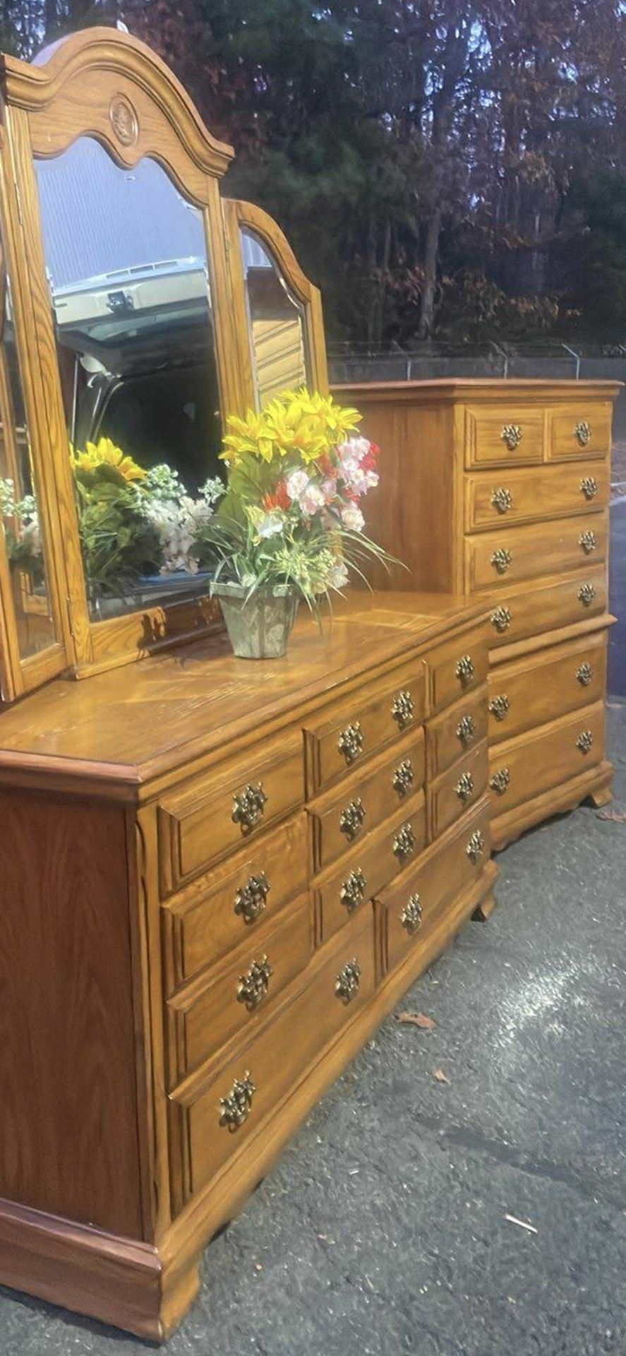 American Signature Set Solid Wood Long Dresser, Big Drawers, Big Mirror, Tall Chest. Drawers Sliding Smoothly. Delivery Available