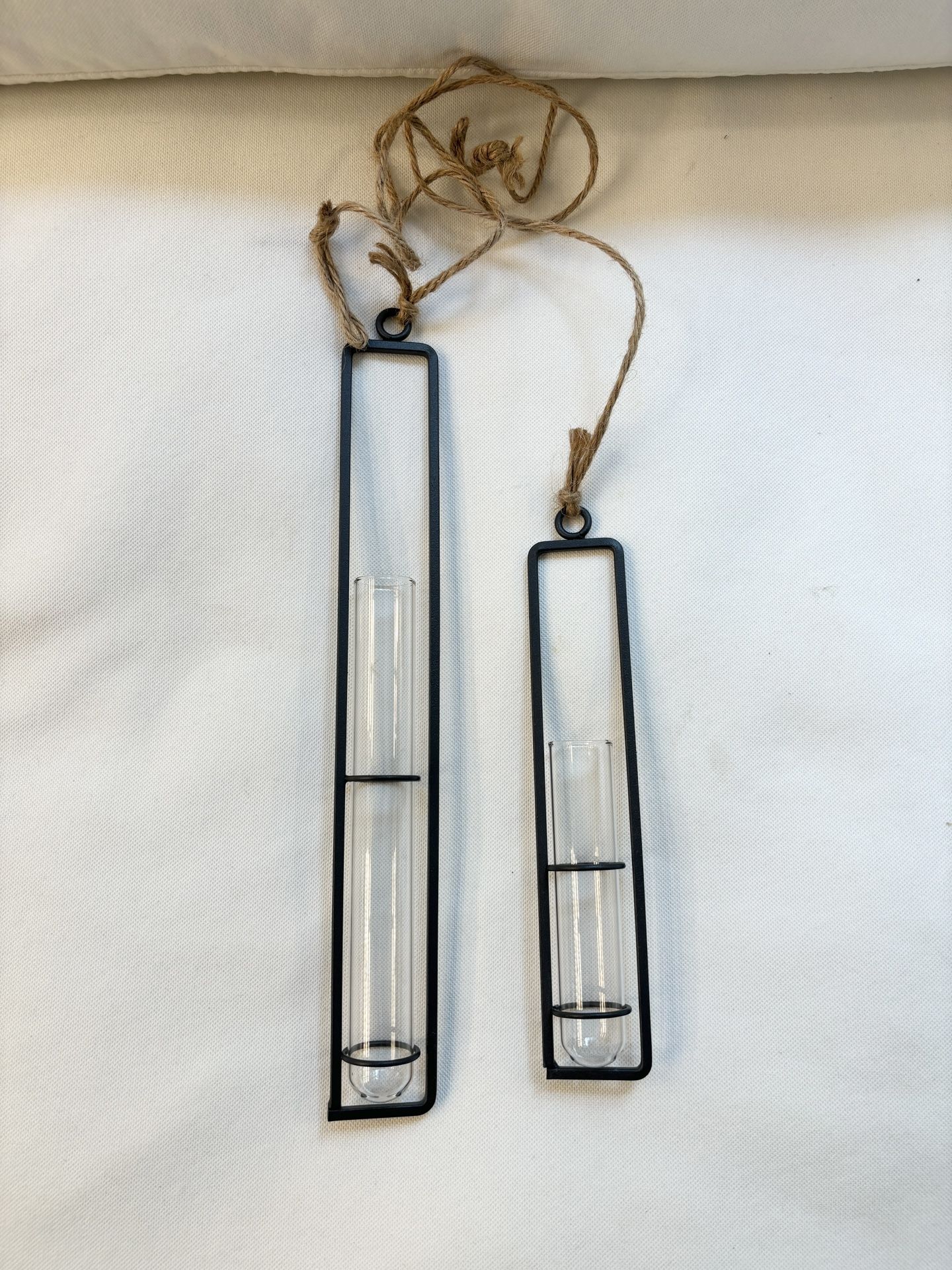 Set of 2 Wall Hanging Vase Propagation Station for plants and flowers