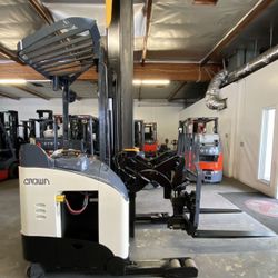 2020 Crown RM Reach Truck Forklift 