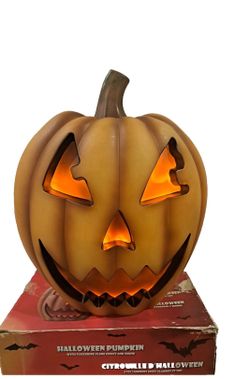 Halloween Large 20" Pumpkin Jack O Lantern Flickers and Sound Effects