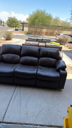 Reclining couches