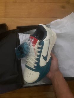Kobe Protro 5 x Caitlin Clark Coconut Milk Spruce Nike Basketball shoes