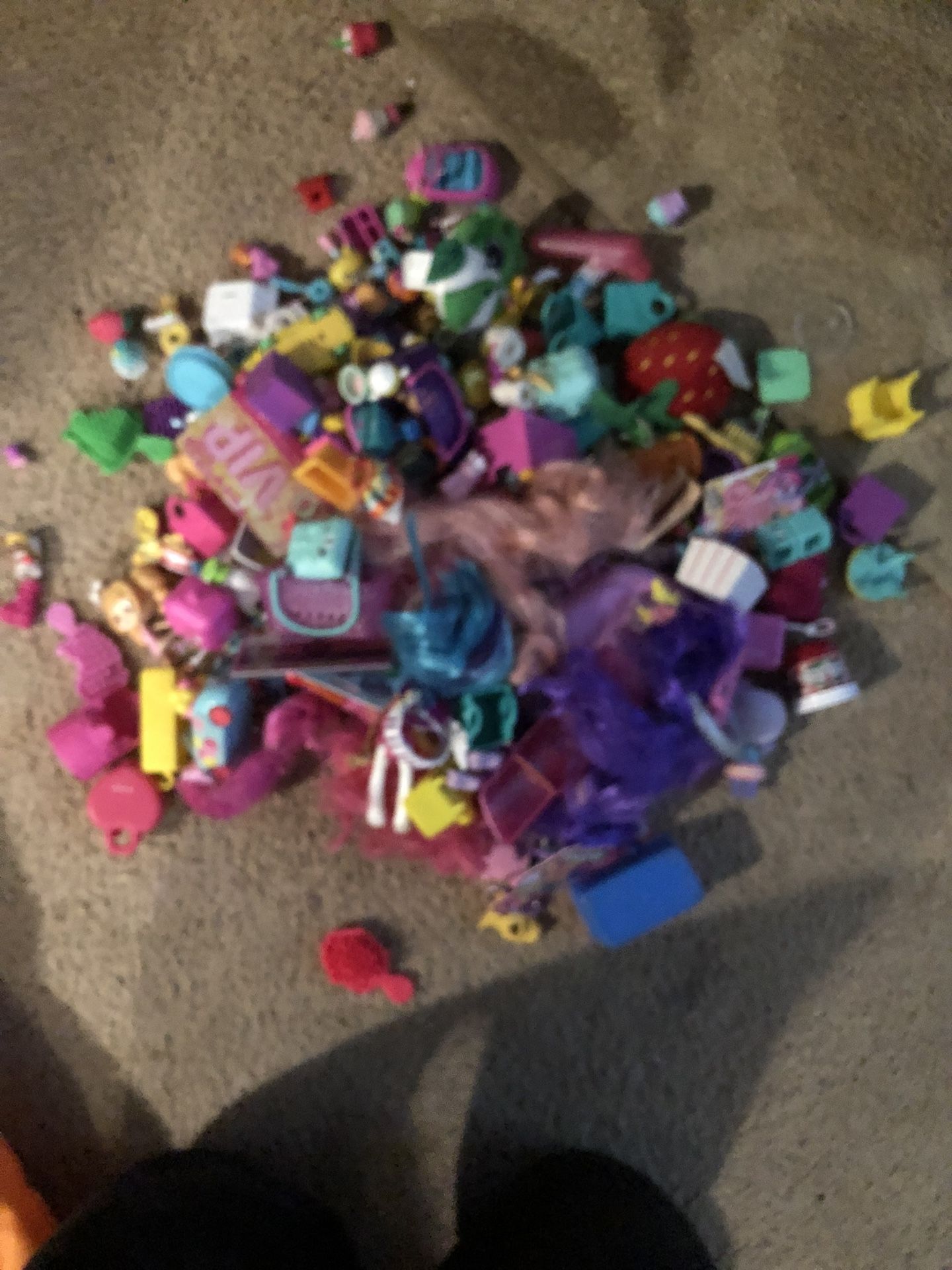 Large Shopkins Collection