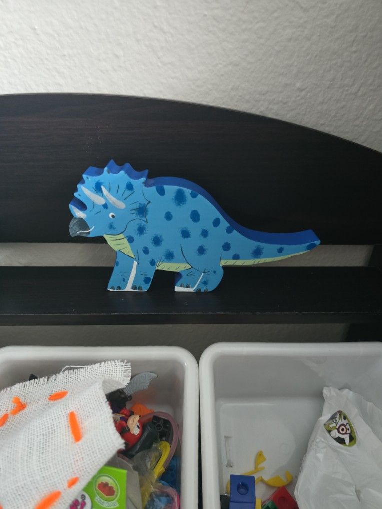 Dinosaur Dresser Decor