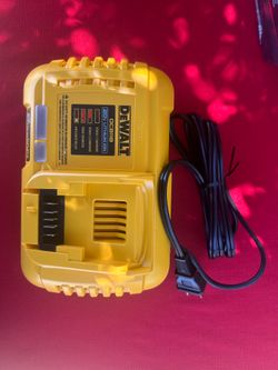20V MAX / 60V MAX FLEXVOLT Lithium-Ion Fan Cooled Fast Battery Charger