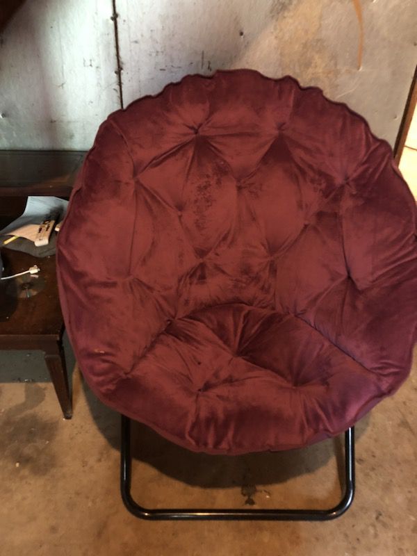 Purple futon chair