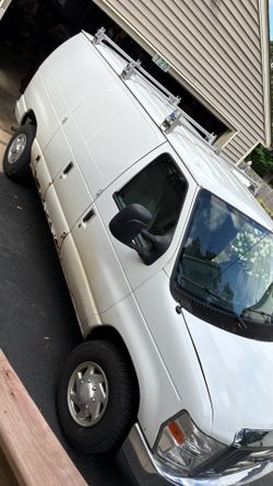 2011 Ford E-250