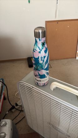 Stainless steel thermos