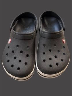 CROCS Black Clog with White Trim and Red Logo Accent Youth 6