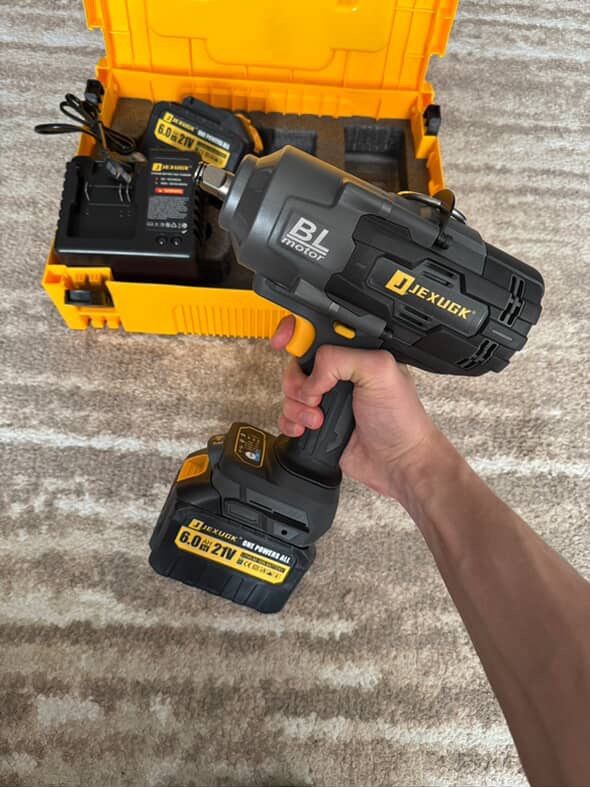 1/2” Cordless Impact Wrench with high torque 1550ft-lbs