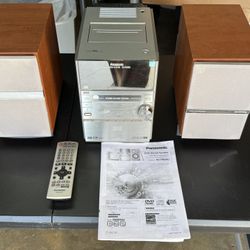 Panasonic All-In-One Stereo – DVD + 5-CD Changer + Cassette + AUX – $60