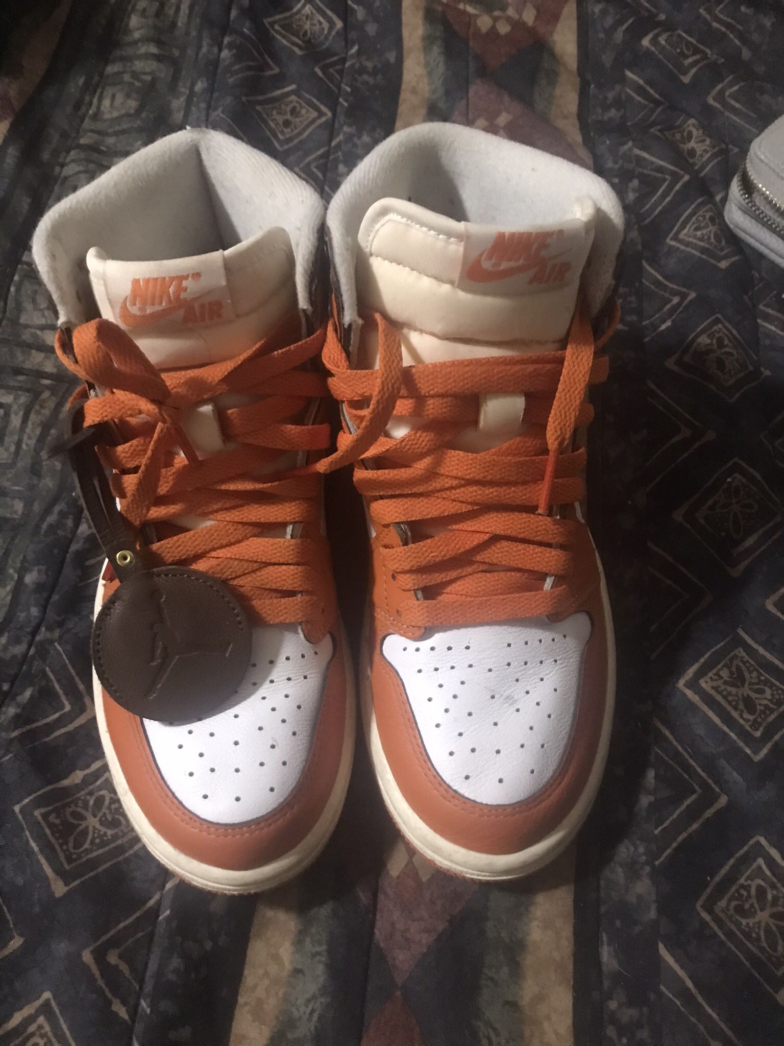 Jordan Retro 1s “StarFish”
