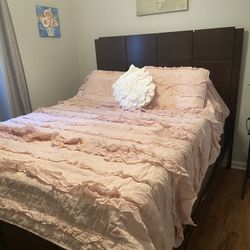 Queen Bedroom Set 