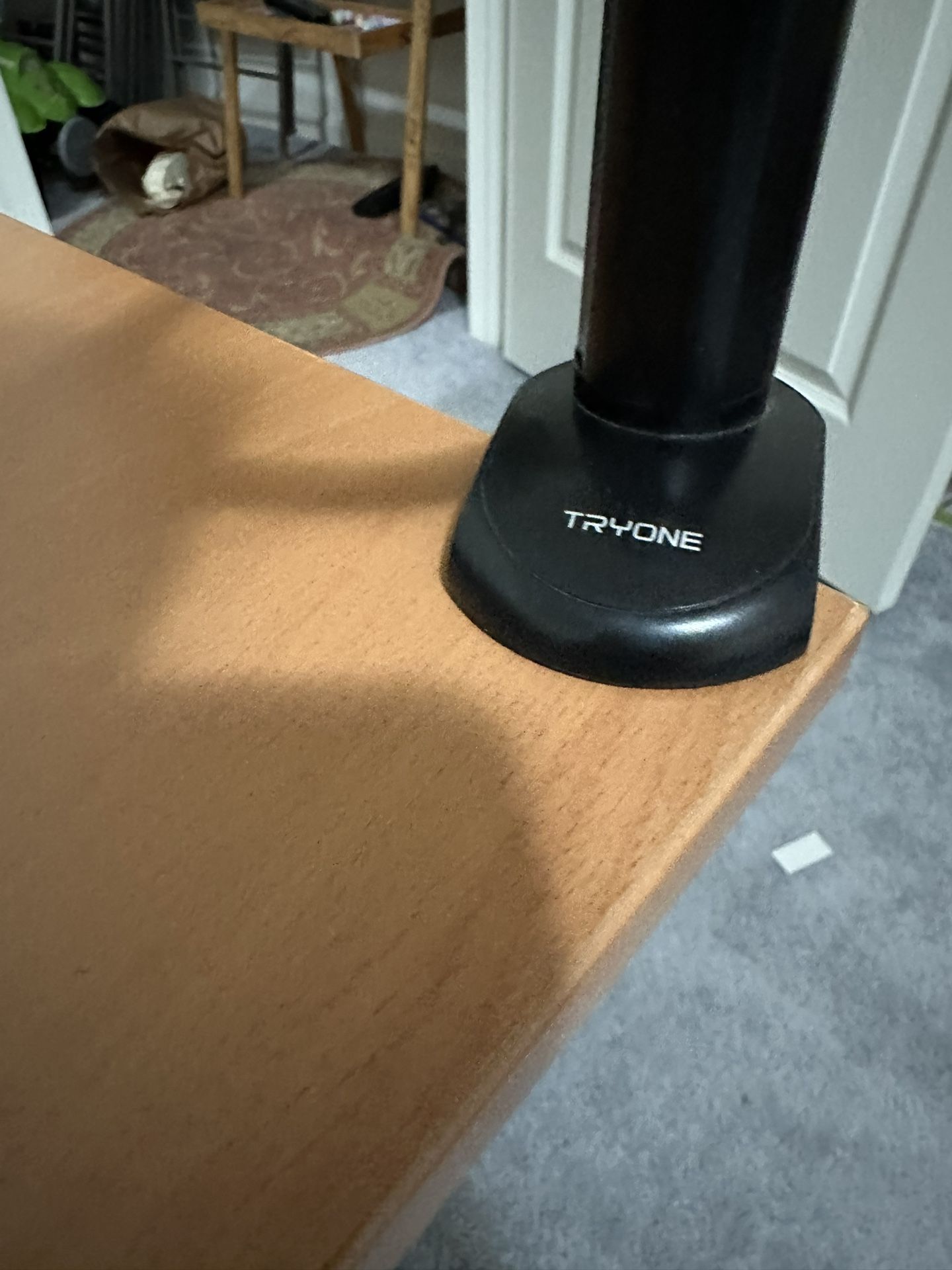 Tryone Mobile Phone Holder Desk