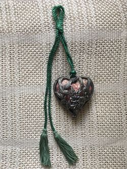 Hanging Vintage Metal Hummingbird Heart Potpourri Holder 