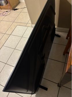 📺 Large Smart TV – $250 OBO