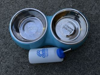 Dog food tray and crate water bottle