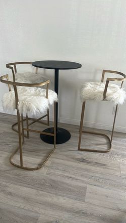 Gold Bar Stools with Faux Fur Seats – Set of 3