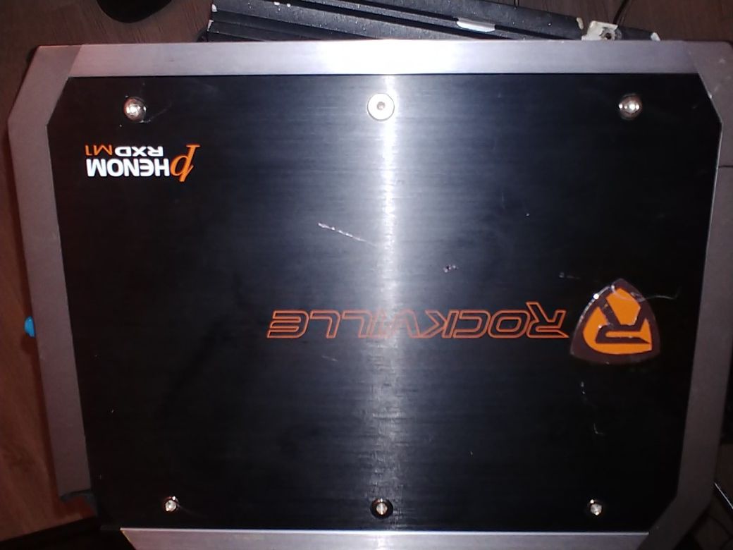 Rockville 1000-watt monoblock Class D amplifier