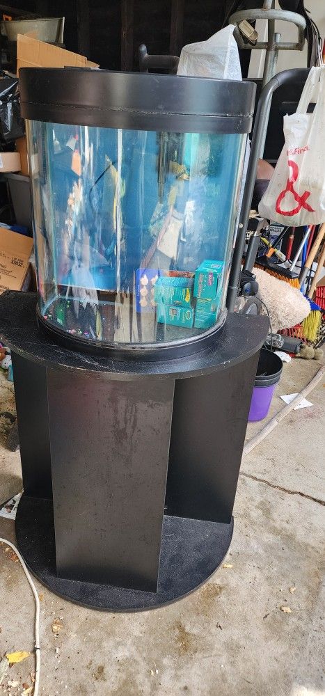 9 Gallon Fish Tank W/stand And Filter