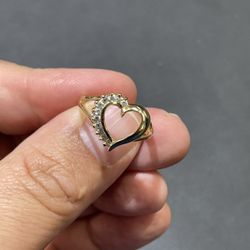 14KT Yellow Gold CZ Heart Ring