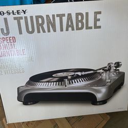 Crossley DJ100  Turntable with Cartridge