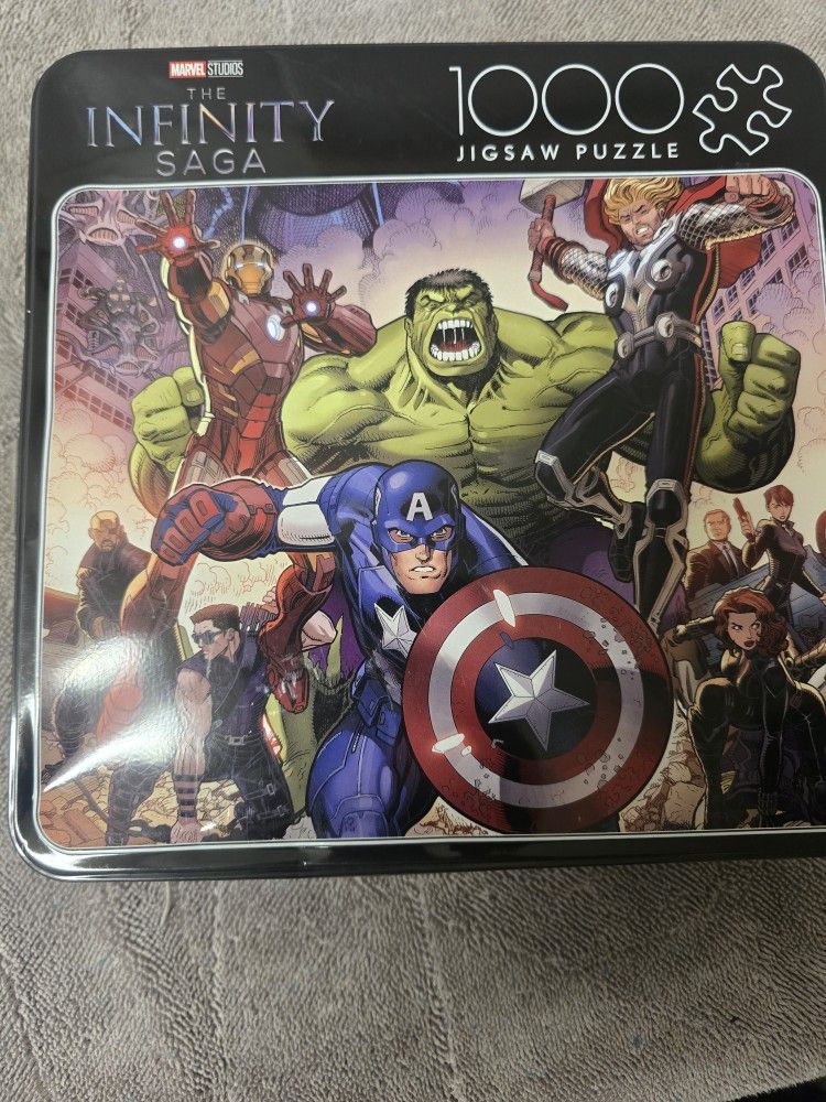 Marvel Studio The Infinity Saga Avengers 1000 Puzzle New Buffalo Collectible (L)