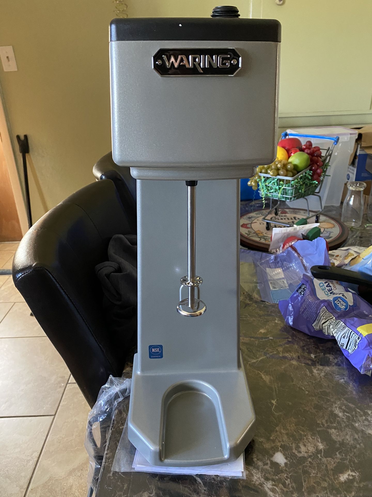 Waring Commercial Single Spindle Drink Mixer
