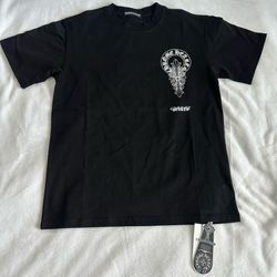 Black chrome heart t shirt size S