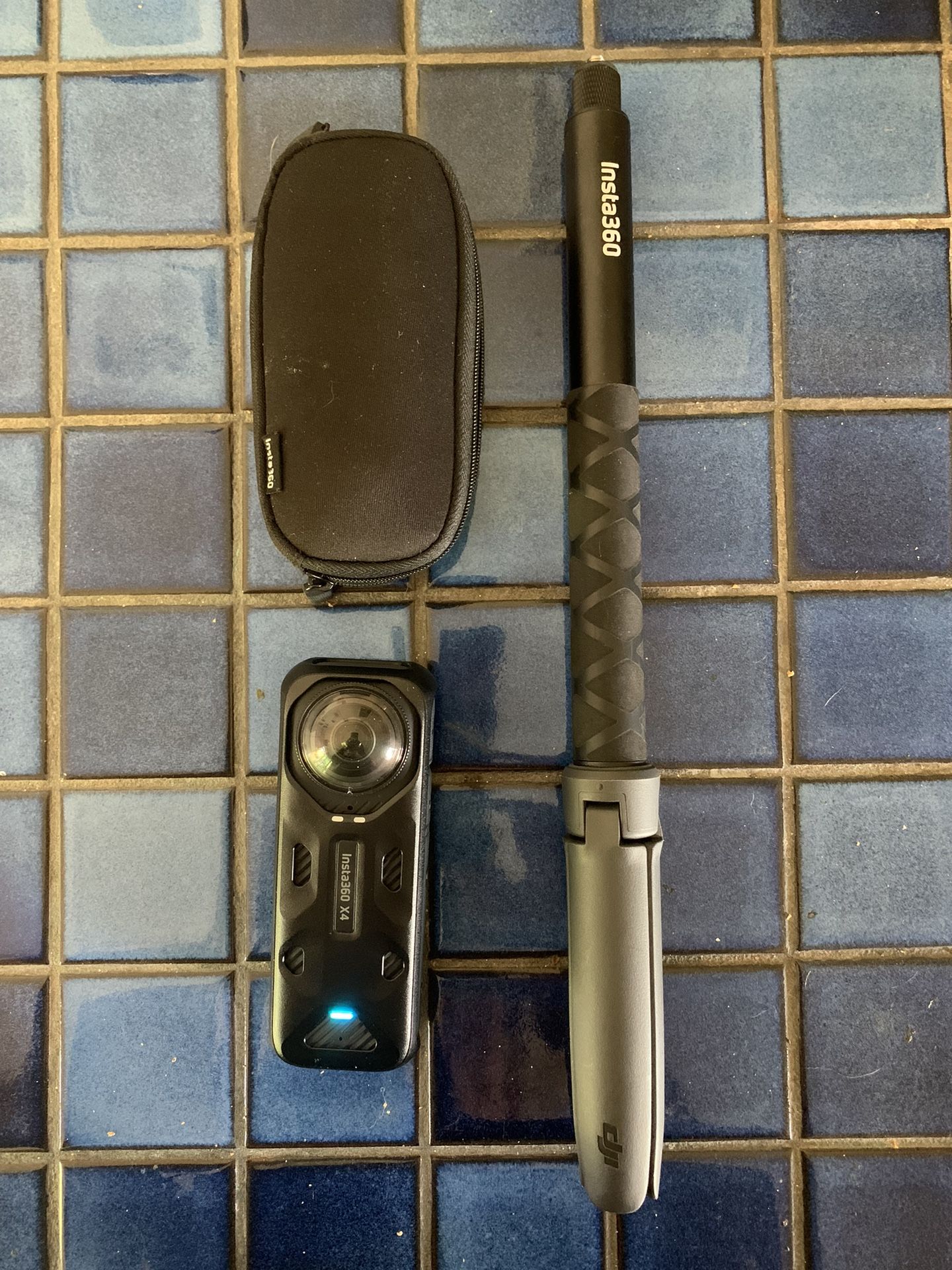 Insta360 X4