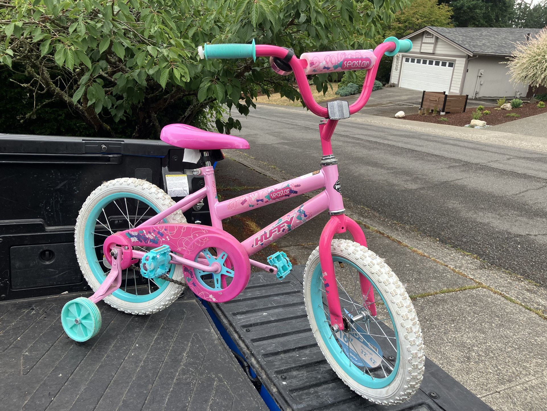 Child Kid Children Bike 16” Wheels With Training Wheels Bicycle Tricycle Trike in Good Condition