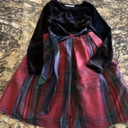 Girl’s Cute Holiday Dress Size 4